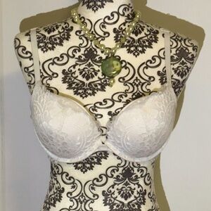 LA SENZA Beyond Sexy - Classic Plunge 36 C